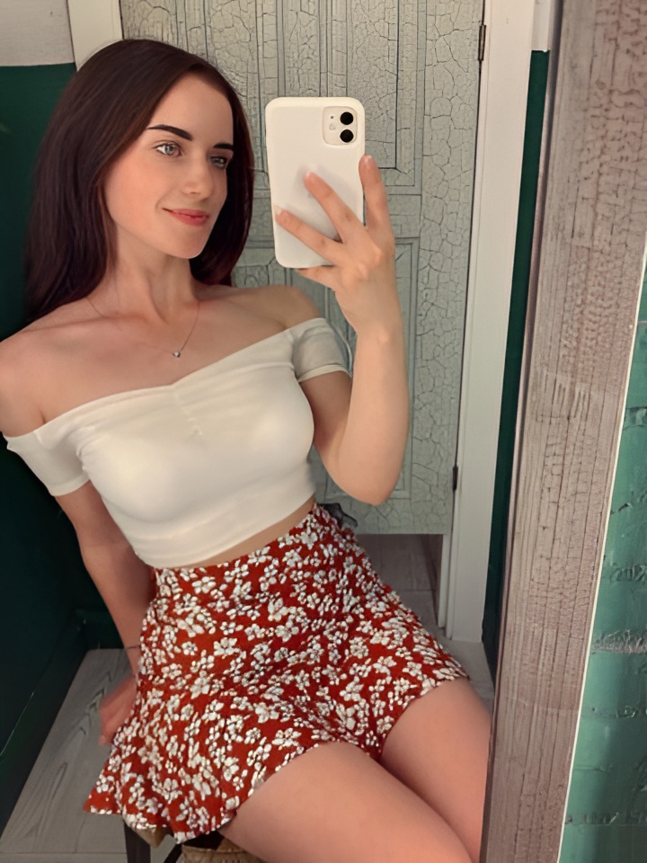 Ида привлекательная девушка из Злынка цена от 4000 руб