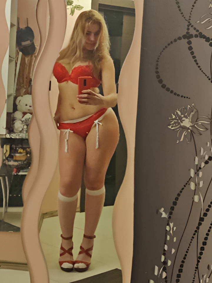 Индивидуалка Каролина, доступна для личного знакомства от 2500 руб