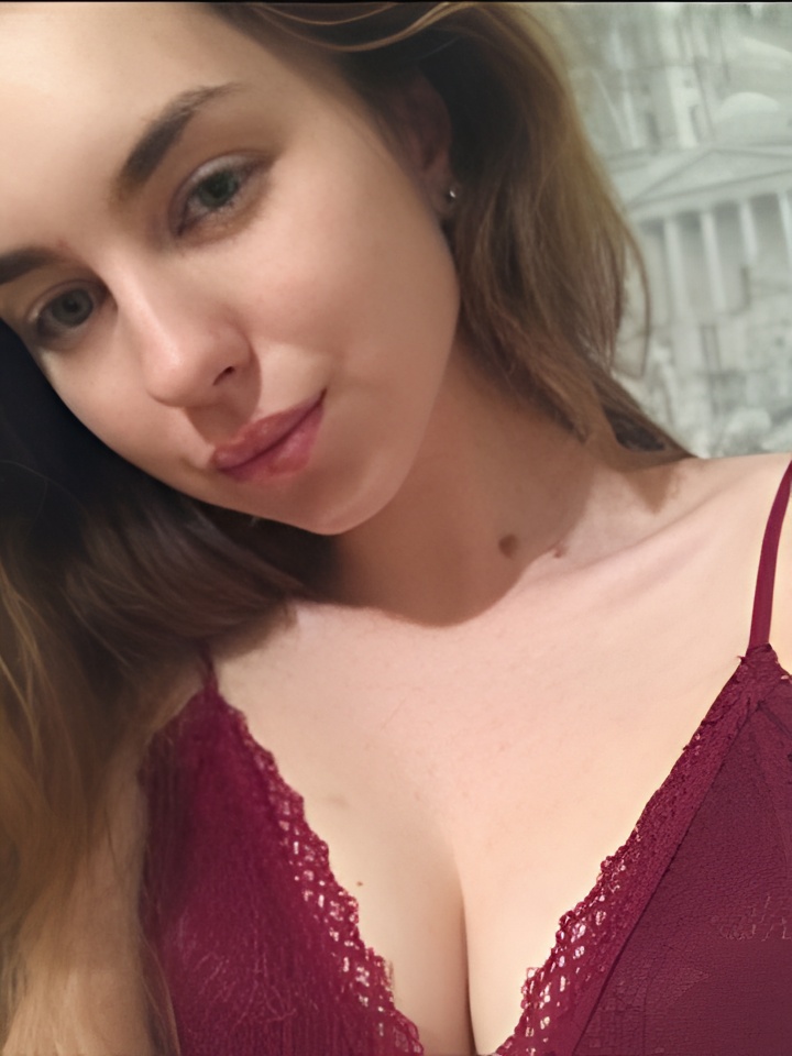 Татьяна привлекательная девушка из Злынка цена от 4000 руб