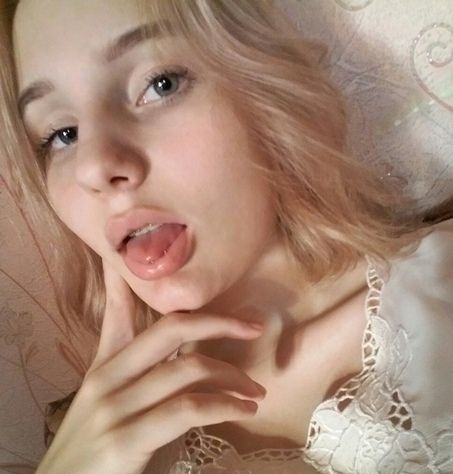 Настя привлекательная девушка из Злынка цена от 3000 руб