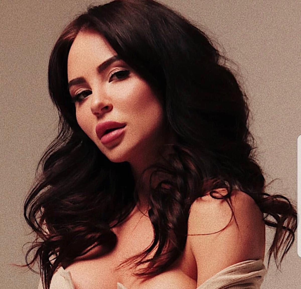 Изольда привлекательная девушка из Злынка цена от 3000 руб