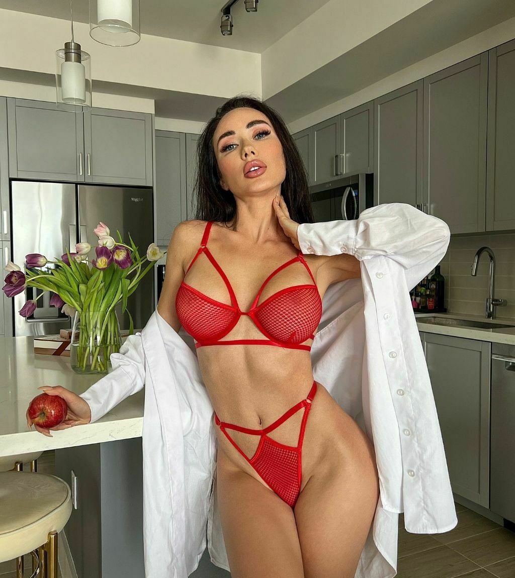 Татьяна привлекательная девушка из Злынка цена от 7000 руб