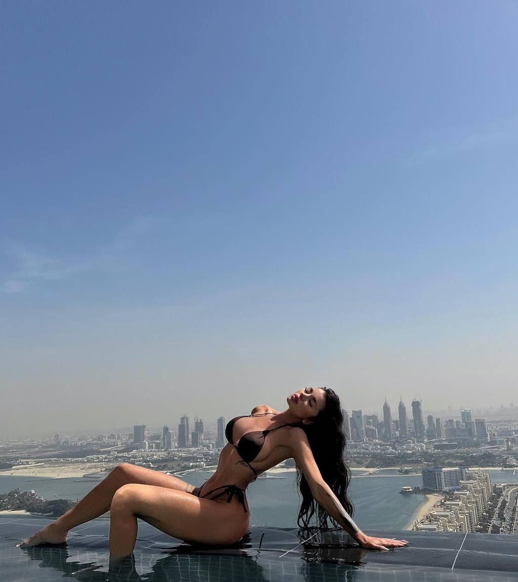 Мэри привлекательная девушка из Злынка цена от 4500 руб